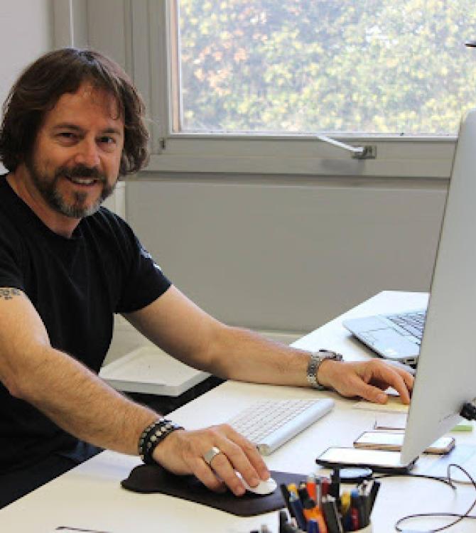 Gino Venturelli en su estudio. Fotografía cedida por Gino Venturelli
